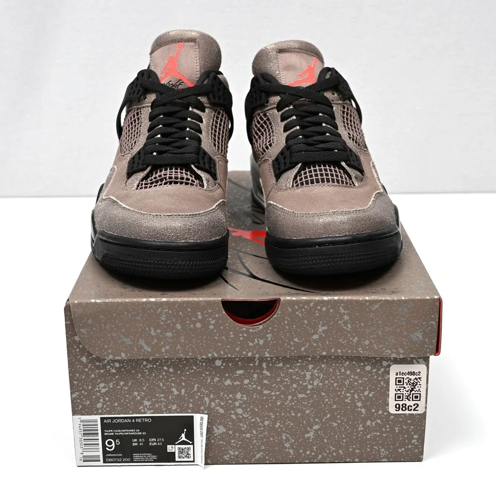 New DS Nike Air Jordan 4 Taupe Haze 2021 Size 9.5 Rare Retro‎ Authentic Brown OG